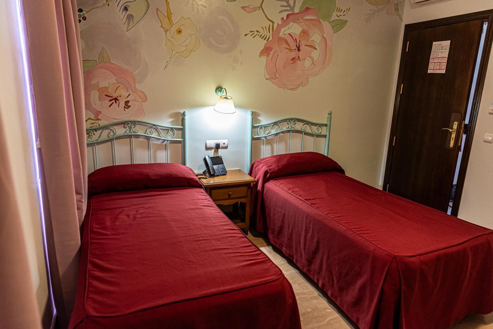 Hotel Las Rosas Priego de Córdoba Buitenkant foto