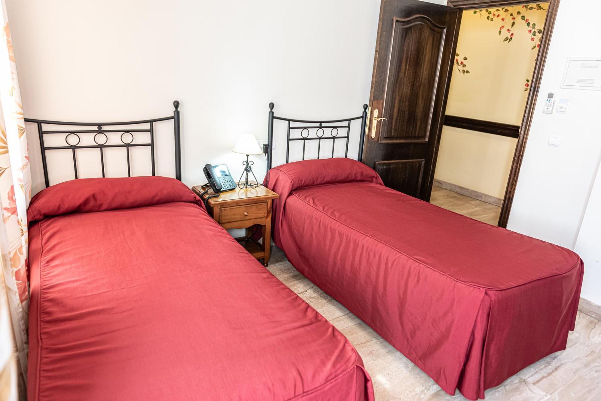 Hotel Las Rosas Priego de Córdoba Buitenkant foto